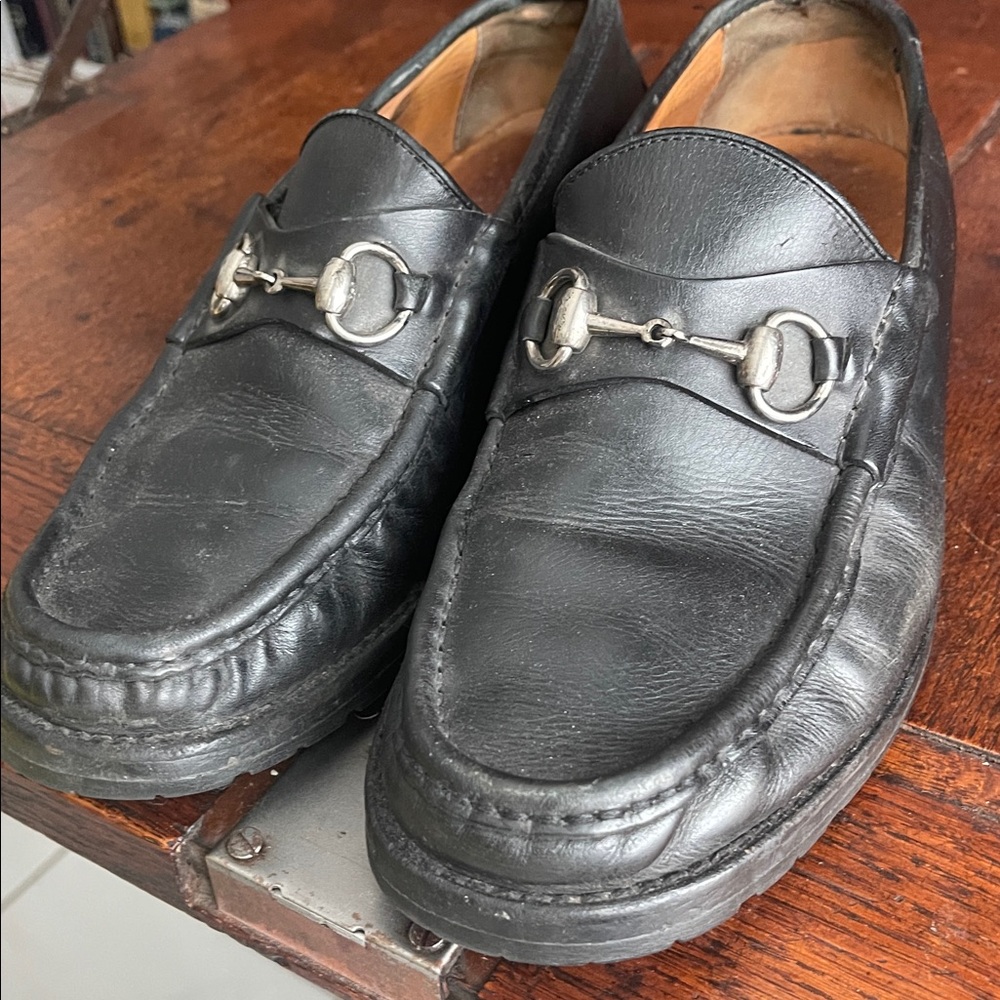 Gucci Black Leather Loafers with Metal Detail
